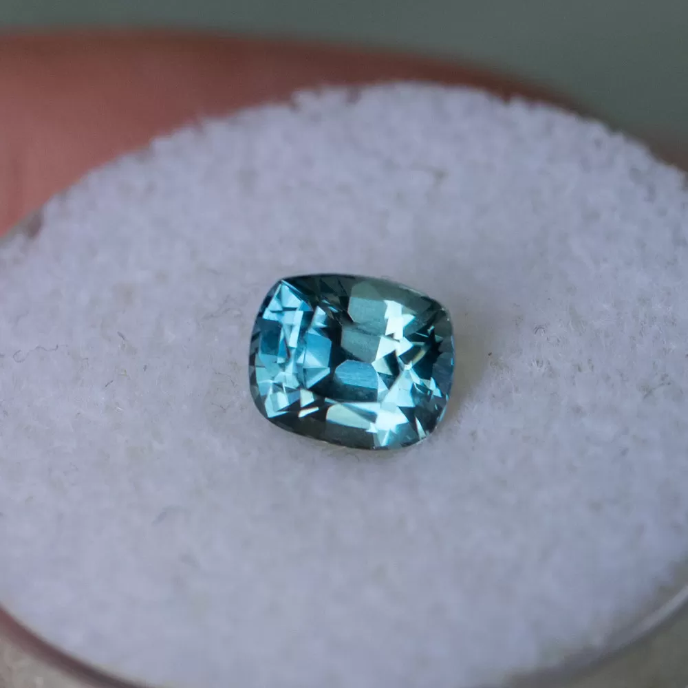 1.30CT ELONGATED CUSHION MADAGASCAR SAPPHIRE, UNTREATED, AQUA BLUE, 6.42X5.38X4.25MM