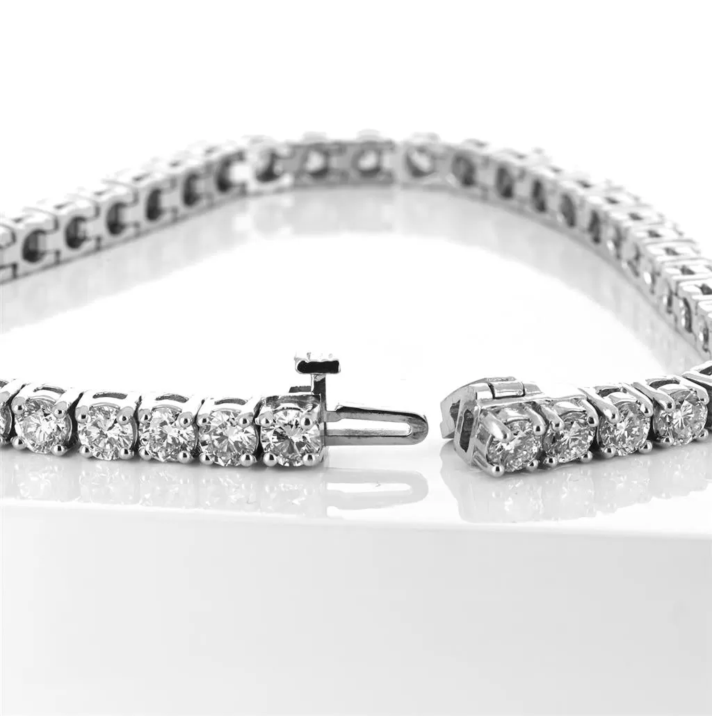 8.93ctw Diamond Tennis Bracelet - White Gold