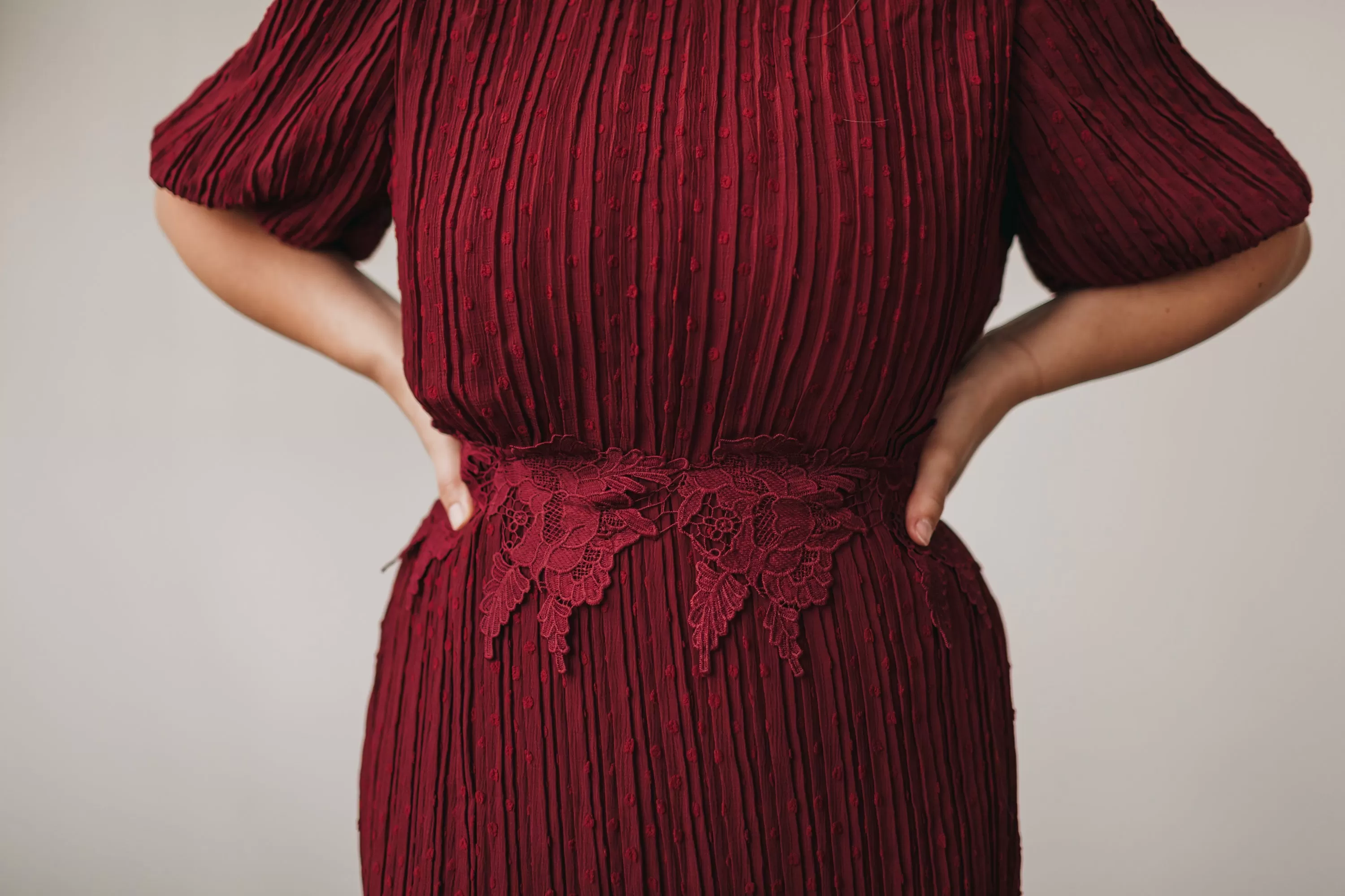 Alice Midi Dress in Burgundy