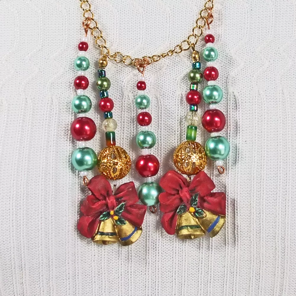 Baylie, Christmas Beads and Bears Dangle Necklace