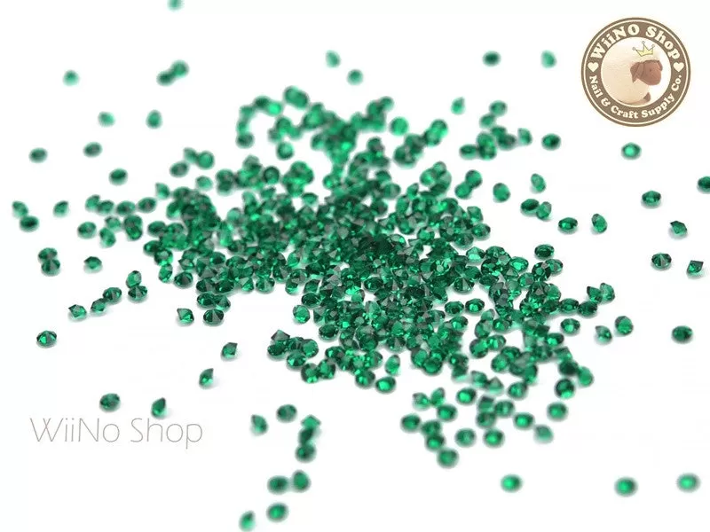 Dark Green Round Point Back Micro Crystal