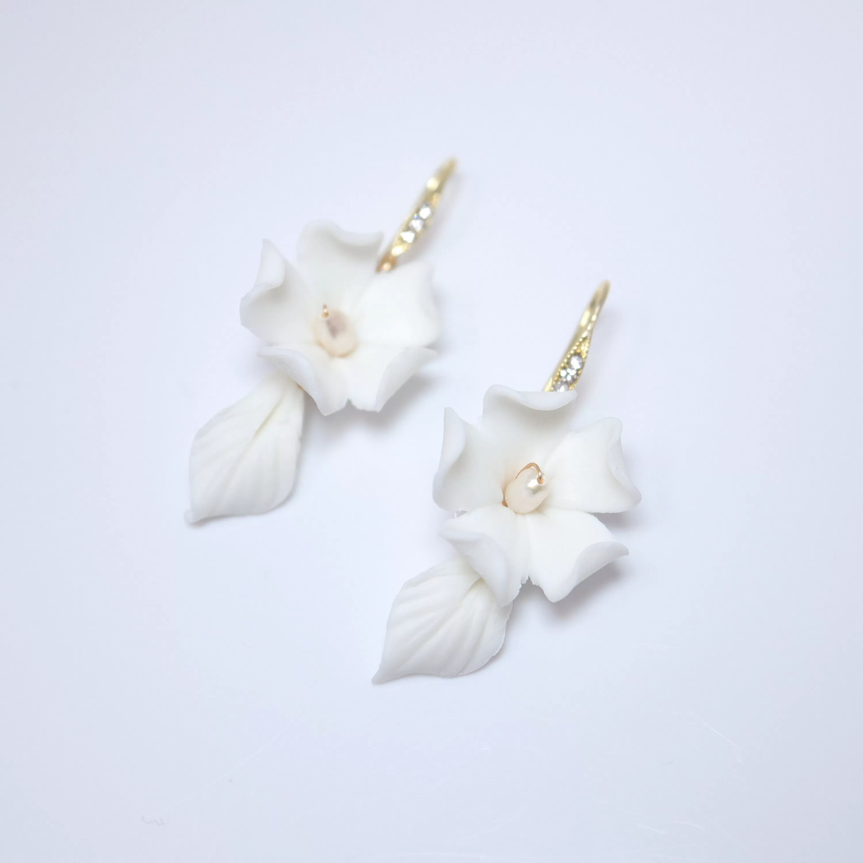 Freshwater Cultured Pearl Ceramic White Flower Hook Rhinestone Earrings, Long Bridal Earring, Pearl Bridal Earrings, Statement Earrings.