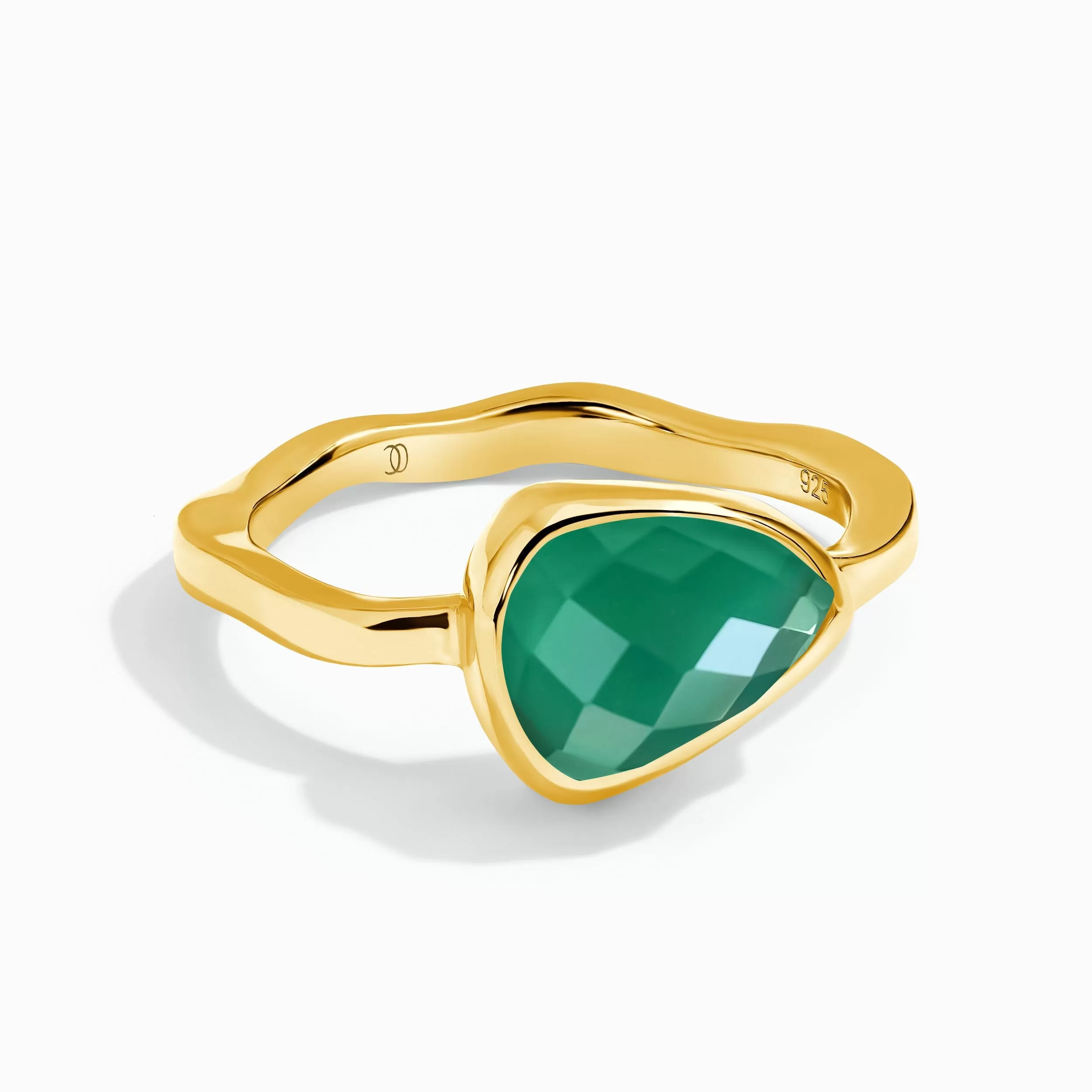 Green Onyx Ring - Nude