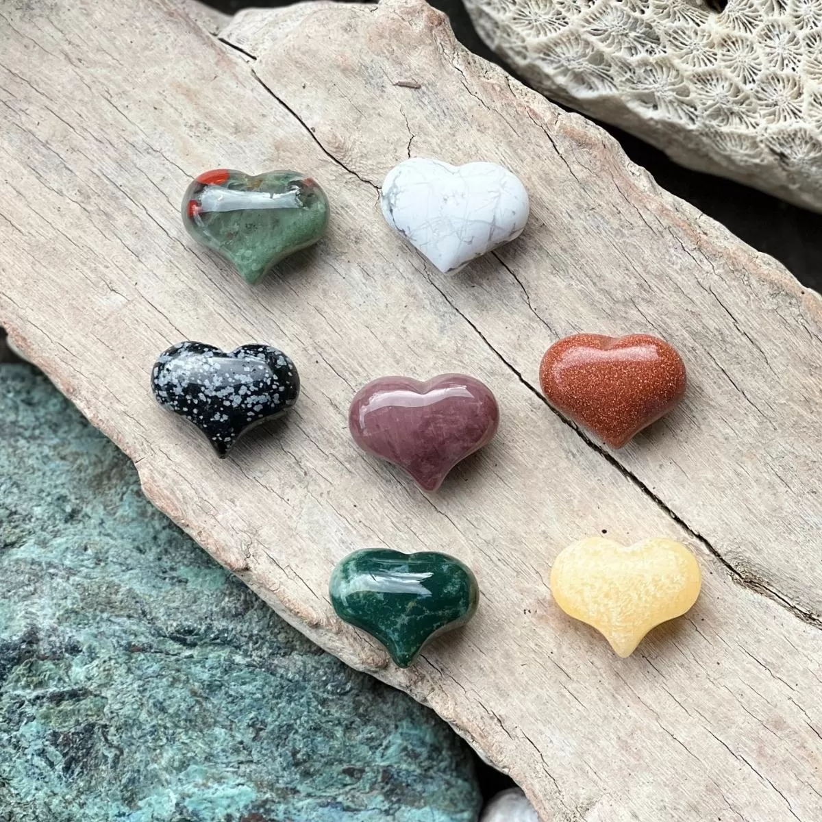 Jade Heart Shaped Healing Gemstone for Prosperity