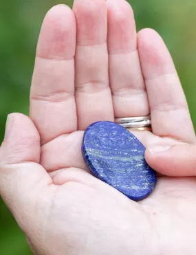 Lapis Lazuli Relief Stone for Queen