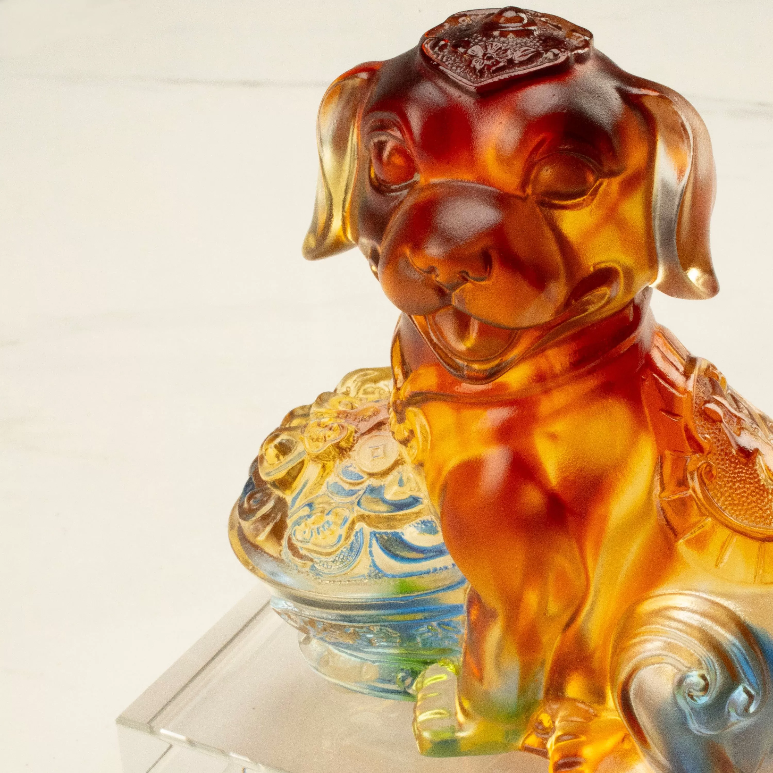 Money Dog Glass Carving Art