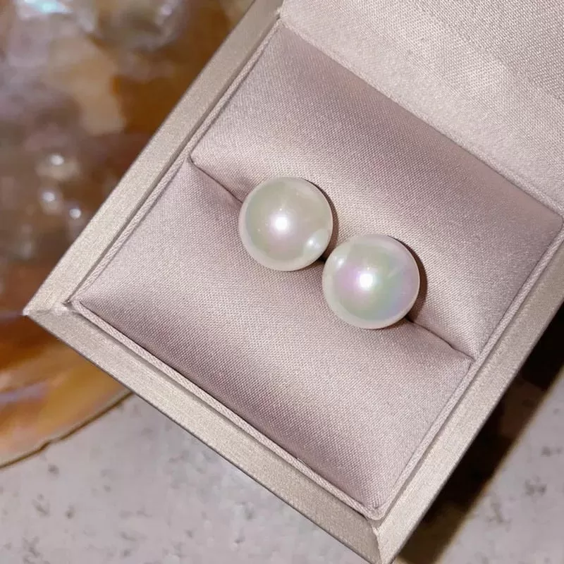 Pearl Studs