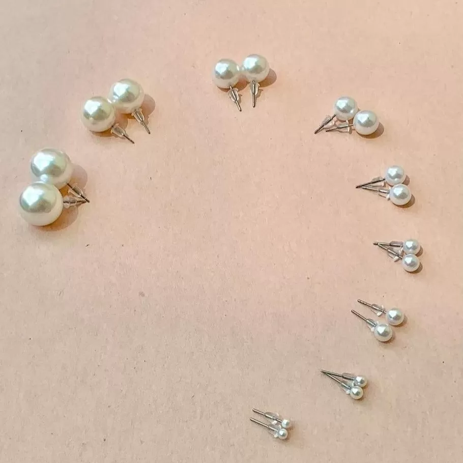 Pearl Studs