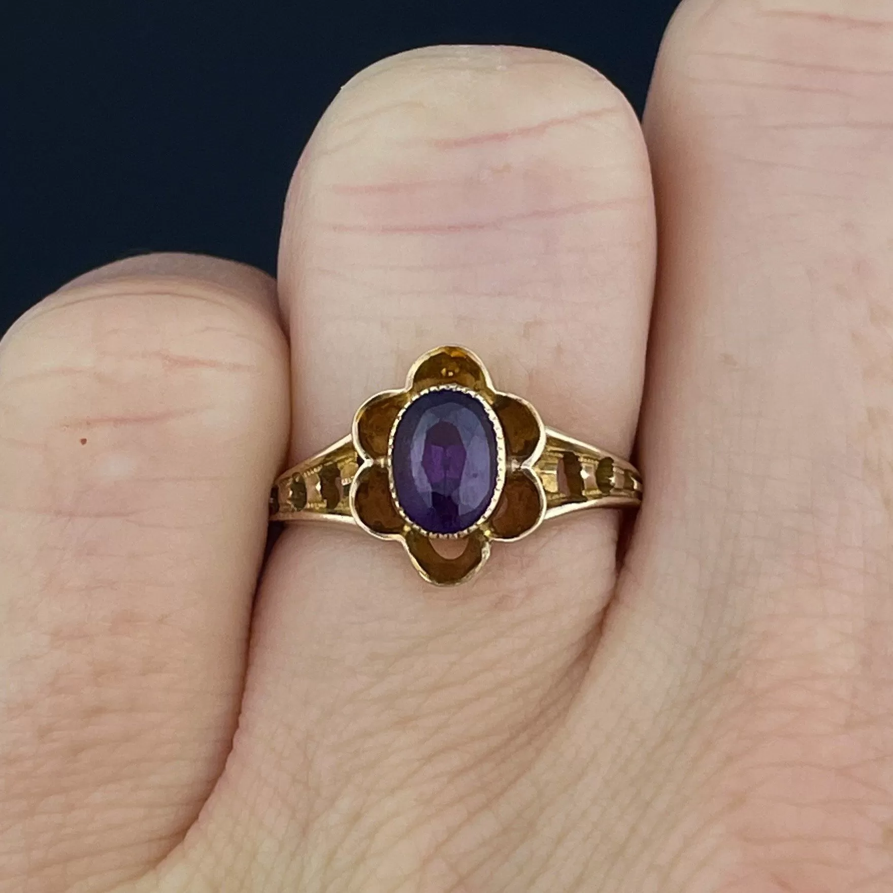 Vintage Amethyst 10K Gold Flower Ring, Sz 5.5