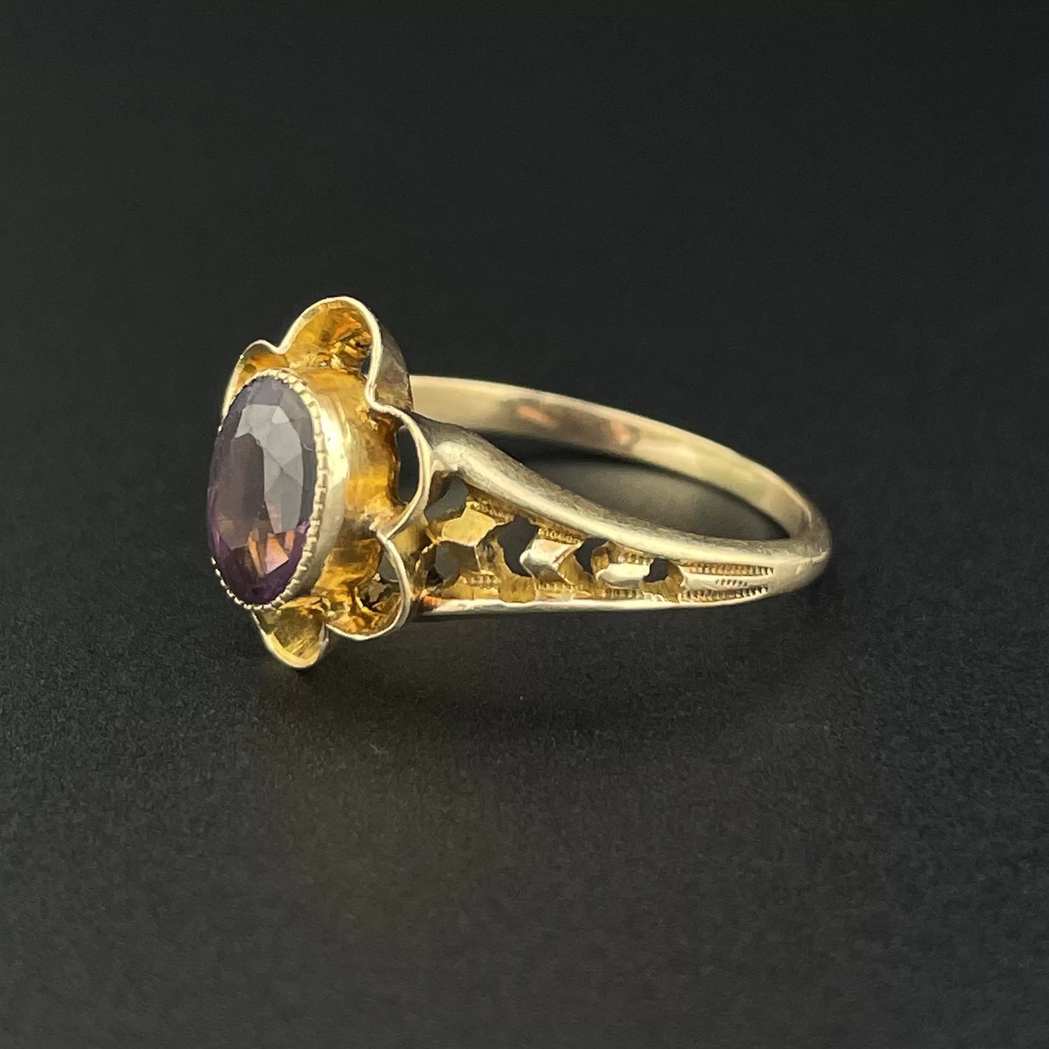 Vintage Amethyst 10K Gold Flower Ring, Sz 5.5