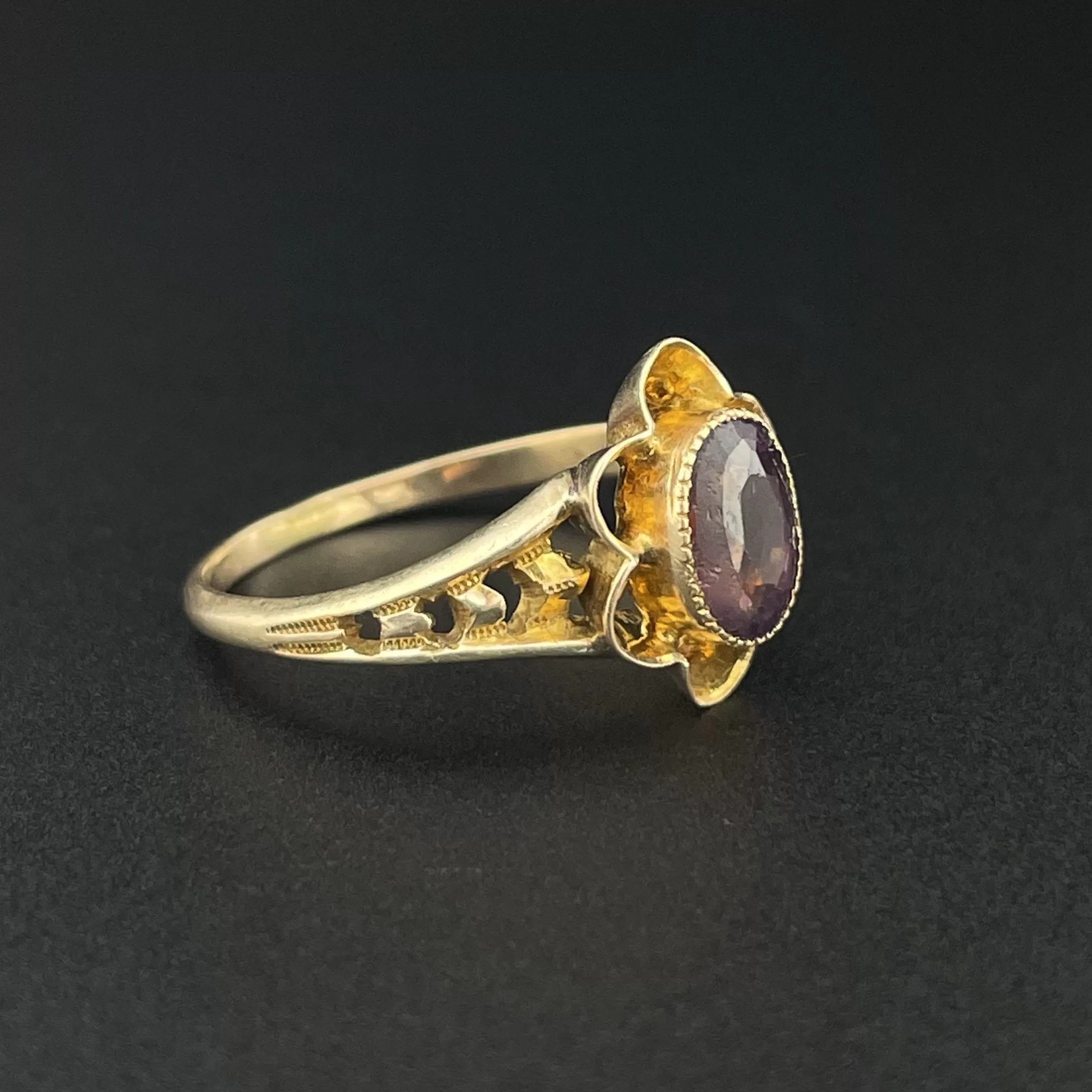 Vintage Amethyst 10K Gold Flower Ring, Sz 5.5