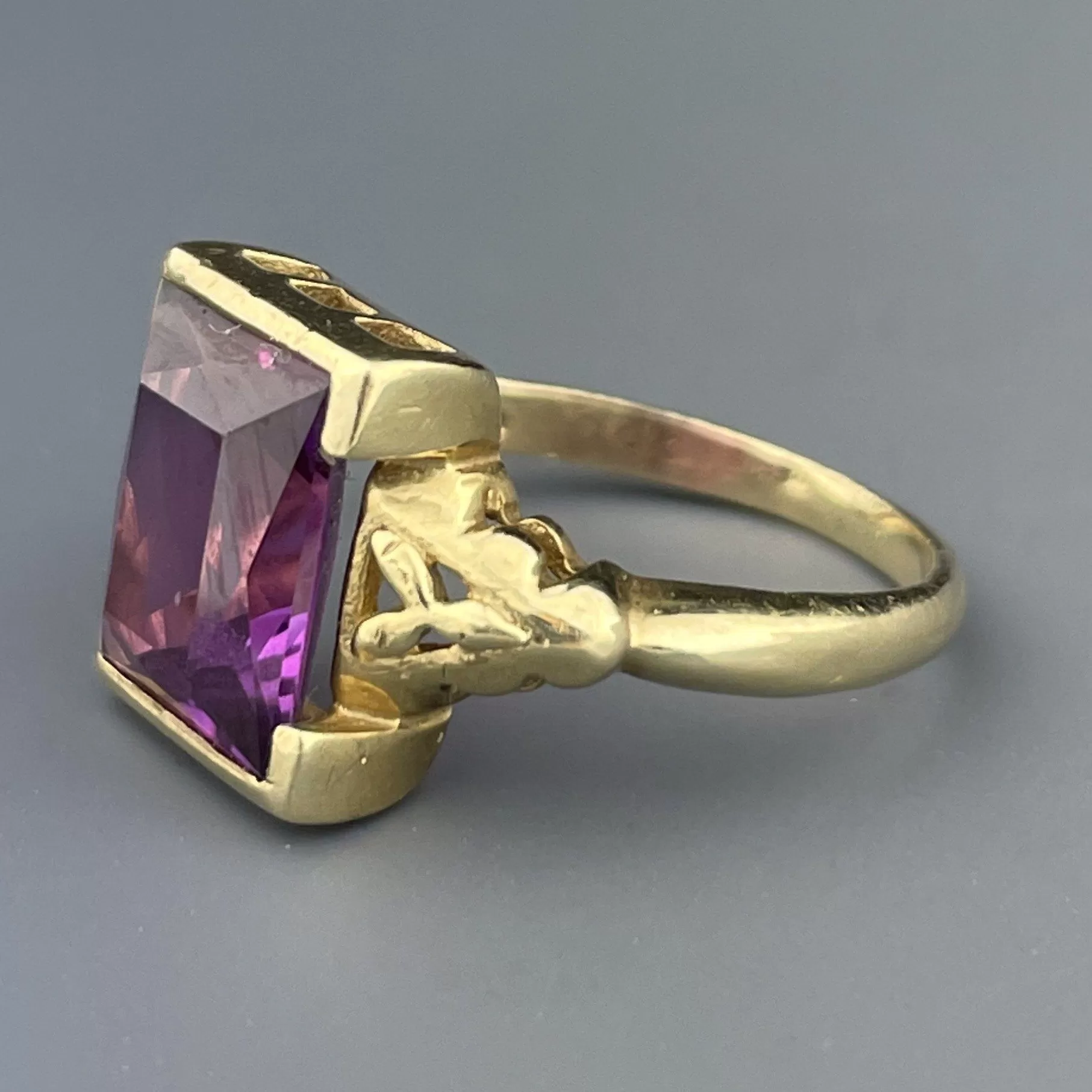 Vintage Art Deco 10K Gold Emerald Cut Amethyst Ring, Sz 4 1/4